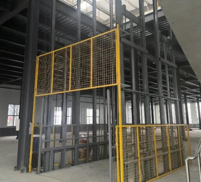 鹤岗请详细介绍一下货梯安装在室外的维护方法